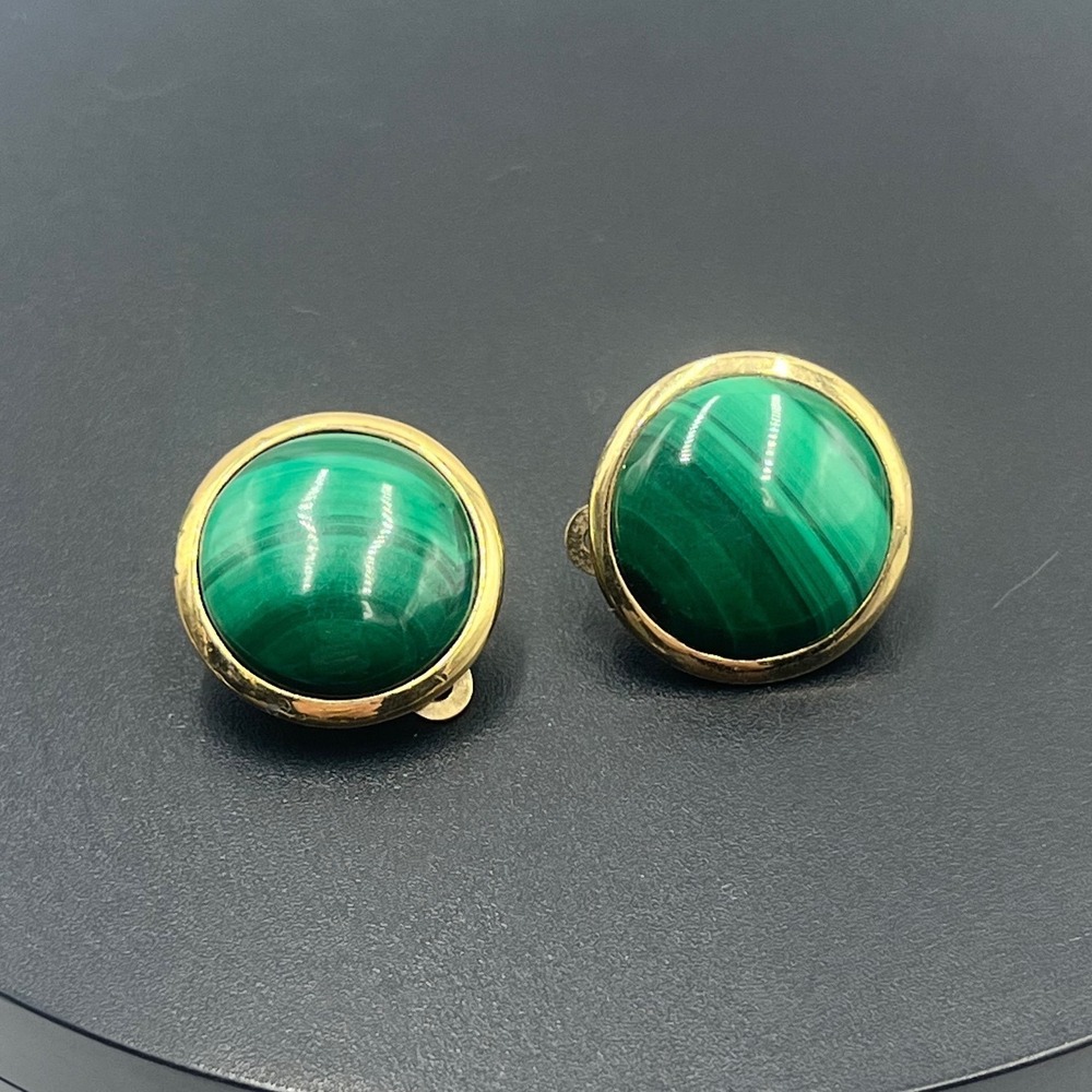 BEN-AMUN Vintage Designer Green‎ Malachite Round Gold Tone Clip on Earrings